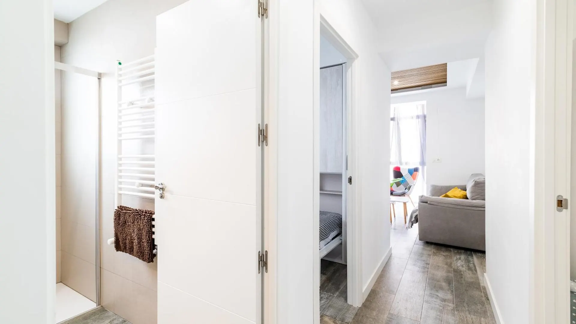 Pajaritos Suites Junto A Centro, Estacion De Tren Y Plaza De Toros Granada Apartment