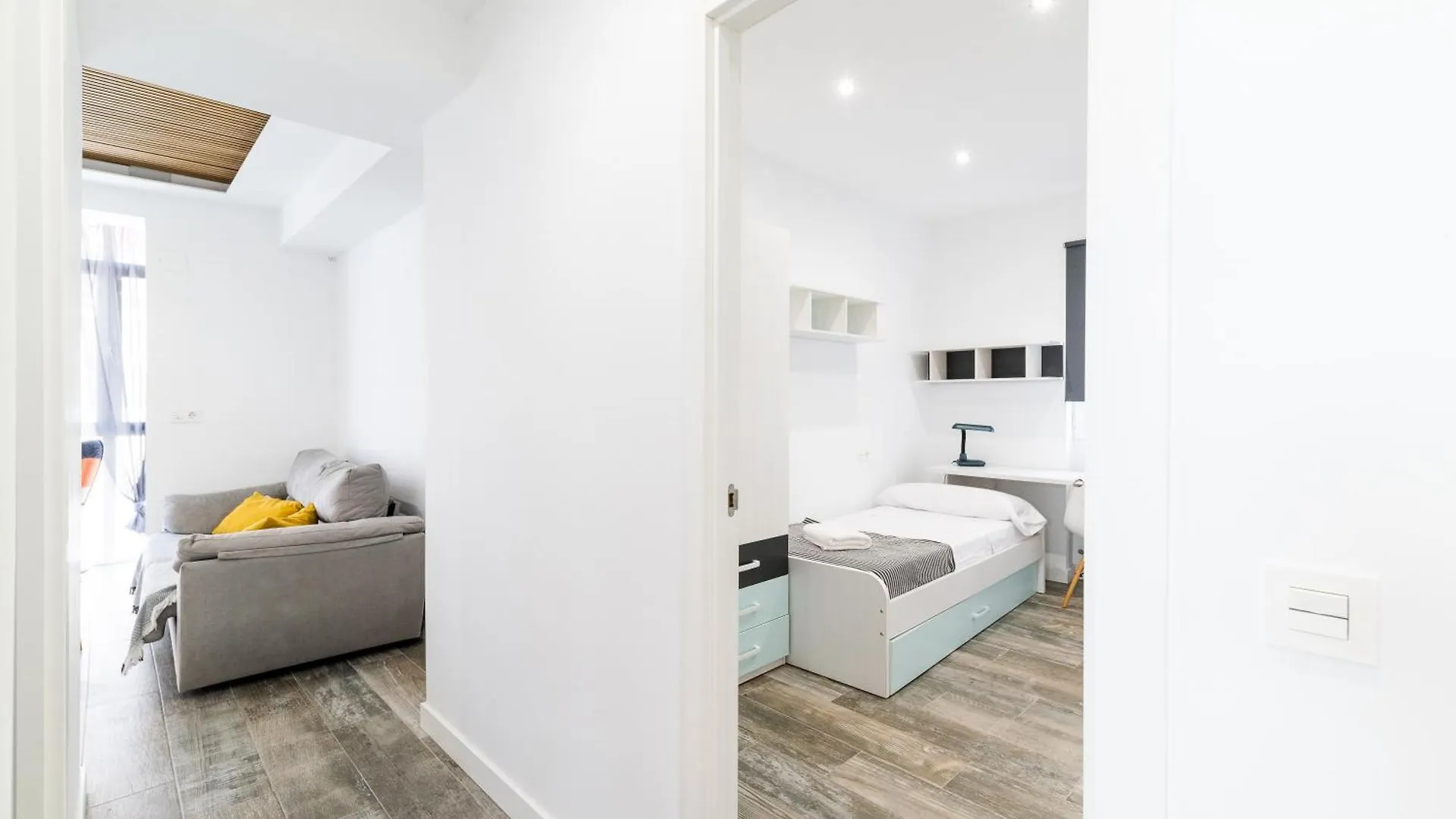 Apartamento Pajaritos Suites Junto A Centro, Estacion De Tren Y Plaza De Toros Granada